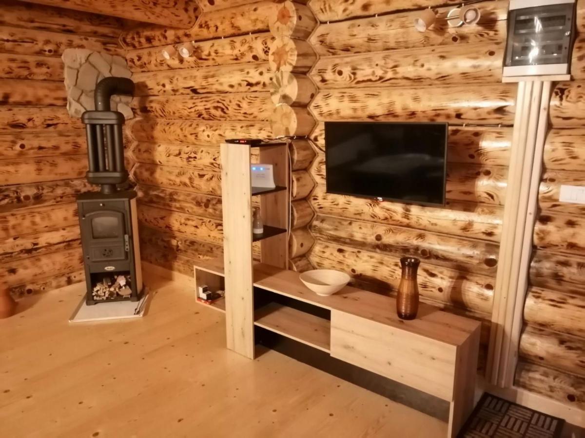 Emilijin Konak Villa Kokin Brod Exterior foto